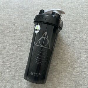 🪄⚡️Harry Potter Blender Bottle 28 Ounce Shaker Cup.